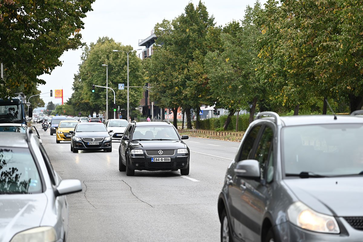 Polovni automobili uskoro jeftiniji u BiH? Polovni automobili uskoro jeftiniji u BiH?
