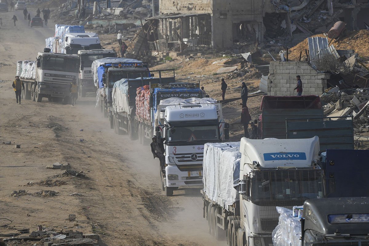 Oko 90 kamiona humanitarne pomoći ušlo u Gazu nakon 81 dana blokade Oko 90 kamiona humanitarne pomoći ušlo u Gazu nakon 81 dana blokade