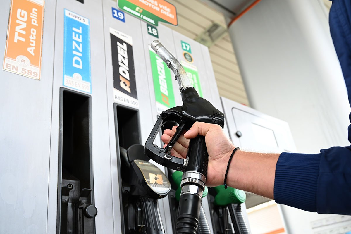 Zašto se niže cijene goriva nisu prelile na ostale proizvode? Zašto se niže cijene goriva nisu prelile na ostale proizvode?