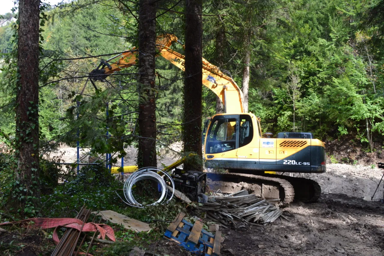 ŠIPOVO: Priroda u raljama investitora ŠIPOVO: Priroda u raljama investitora