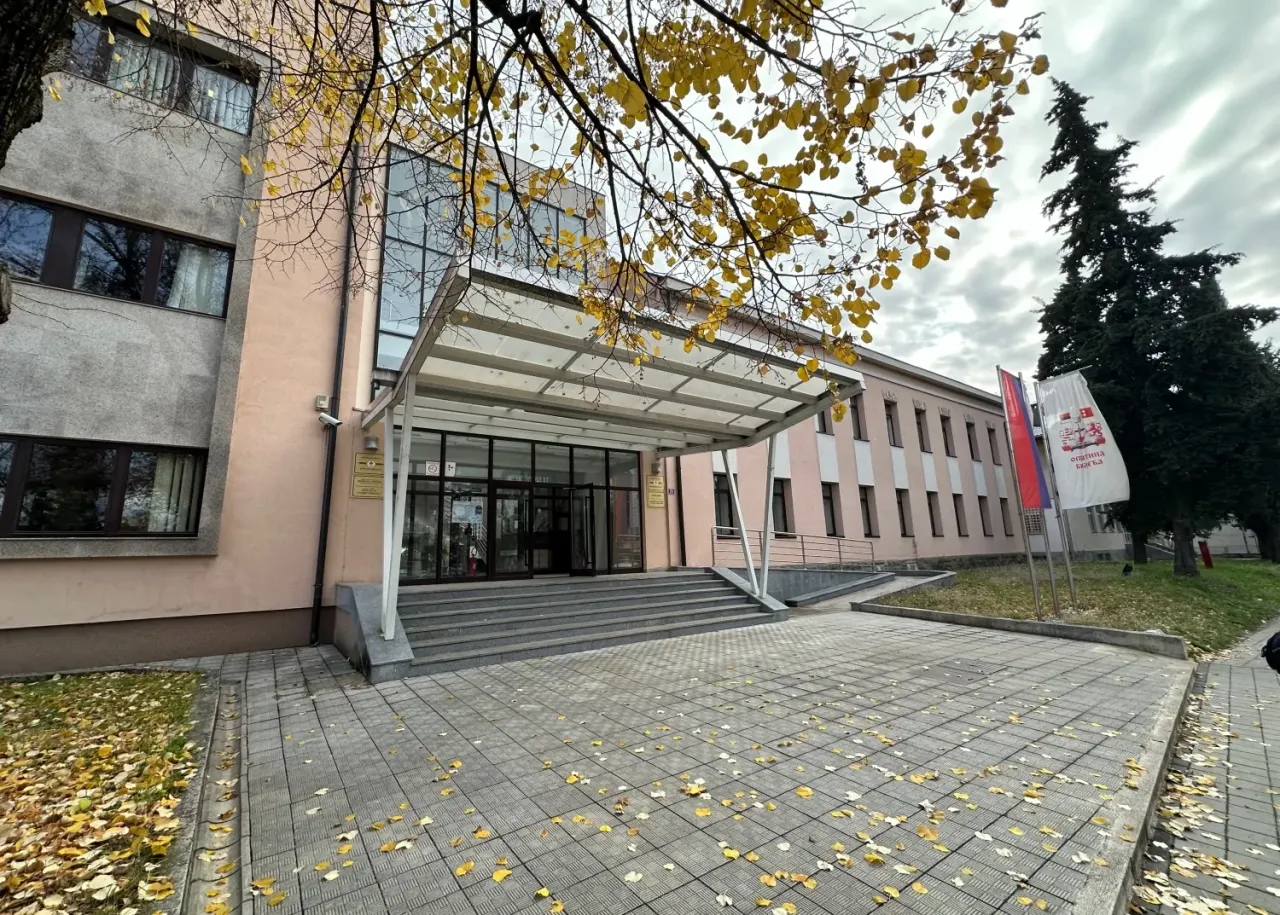 Firme koje posluju u minusu bi da grade solarne elektrane u Bileći Firme koje posluju u minusu bi da grade solarne elektrane u Bileći