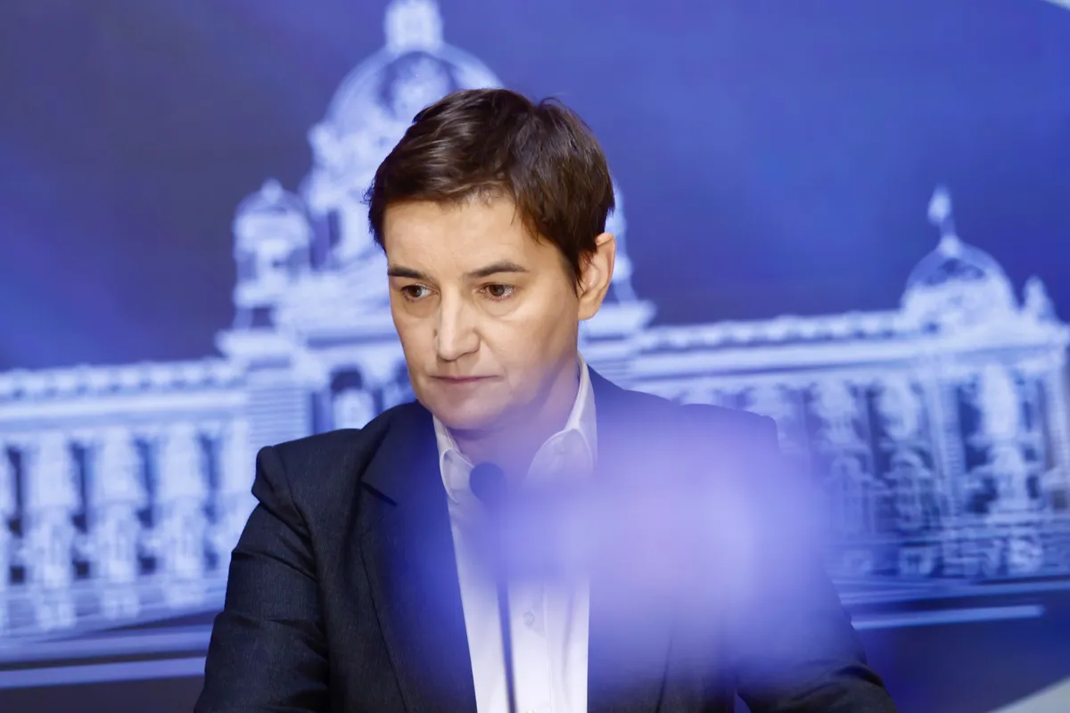 Brnabić: Možda Vučić izađe u susret studentima i raspiše izbore – nek mu se obrate Brnabić: Možda Vučić izađe u susret studentima i raspiše izbore – nek mu se obrate