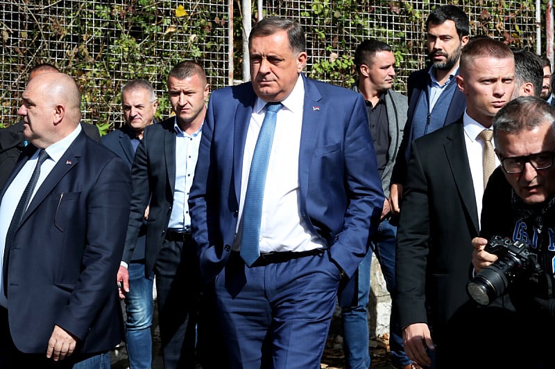 Dodik za austrijski medij izjavio da se BiH mora raspasti, a zatim rekao da „muslimani žele rat“