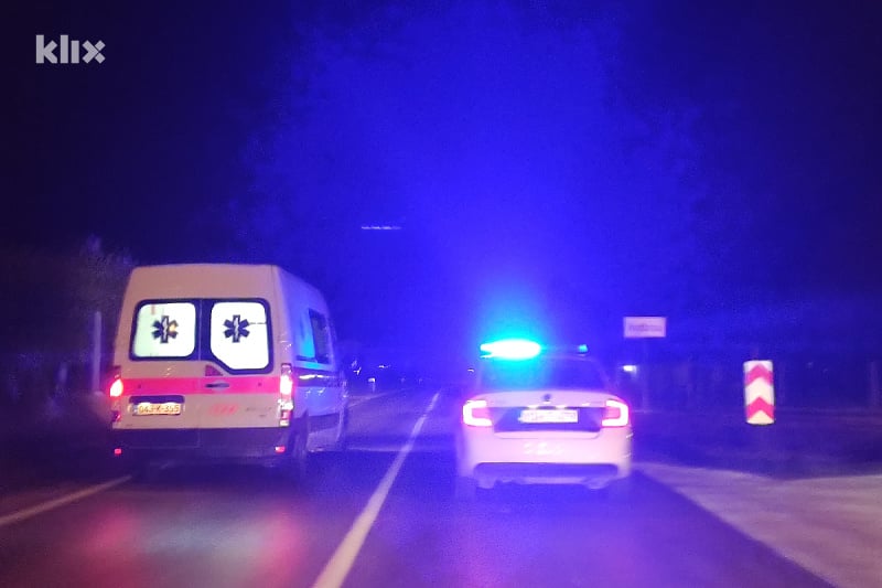 Teška nesreća na putu Žitomislići – Počitelj: Tri osobe poginule, ima povrijeđenih Teška nesreća na putu Žitomislići – Počitelj: Tri osobe poginule, ima povrijeđenih