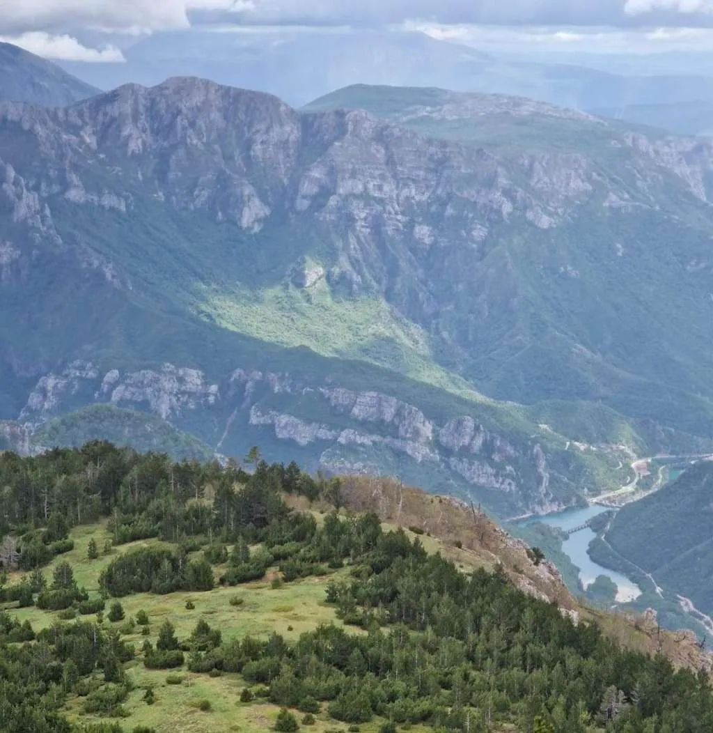 Nastavljena potraga za nestalom Francuskinjom na Čvrsnici Nastavljena potraga za nestalom Francuskinjom na Čvrsnici