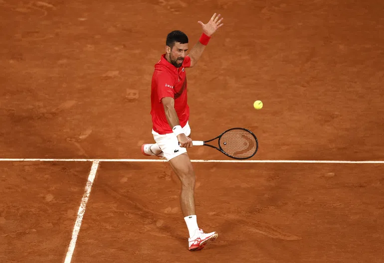 Uhvatiće i završnicu finala Lige šampiona: Novak rutinski protiv Mišolića za plasman u osminu finala Rolan Garosa! Uhvatiće i završnicu finala Lige šampiona: Novak rutinski protiv Mišolića za plasman u osminu finala Rolan Garosa!