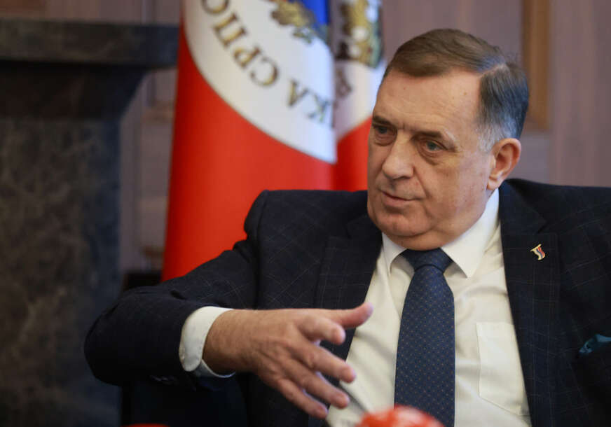 „Dovoljno da pozovem 2 telefona“ Dodik otkrio kako bi mogao RIJEŠITI SVE PROBLEME i šta ga u tome sprečava