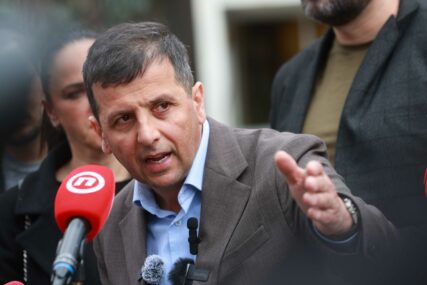 „SPREMAN JE NA SVE“ Vukanović tvrdi da Dodik kopira opoziciju