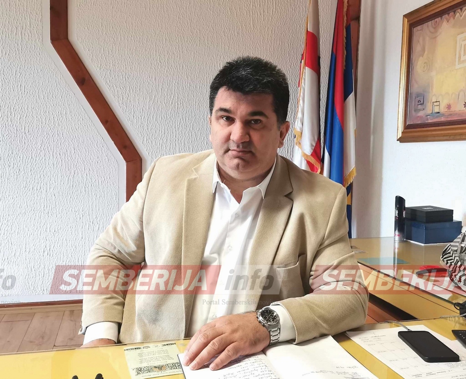 Rado Savić, načelnik opštine Lopare – Lopare ulaze u novu fazu razvoja Rado Savić, načelnik opštine Lopare – Lopare ulaze u novu fazu razvoja