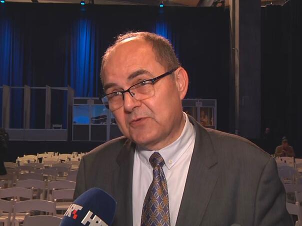 Schmidt za HTV: BIH ima šansu ako se formira nova koalicija Schmidt za HTV: BIH ima šansu ako se formira nova koalicija