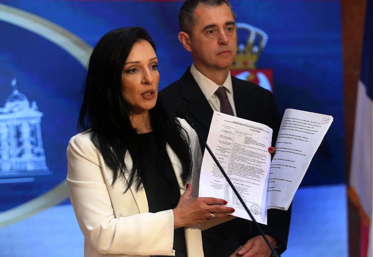 Tepić pročitala navodnu Skaj prepisku: Novak Nedić bio veza između Vučića i Filipa Koraća Tepić pročitala navodnu Skaj prepisku: Novak Nedić bio veza između Vučića i Filipa Koraća