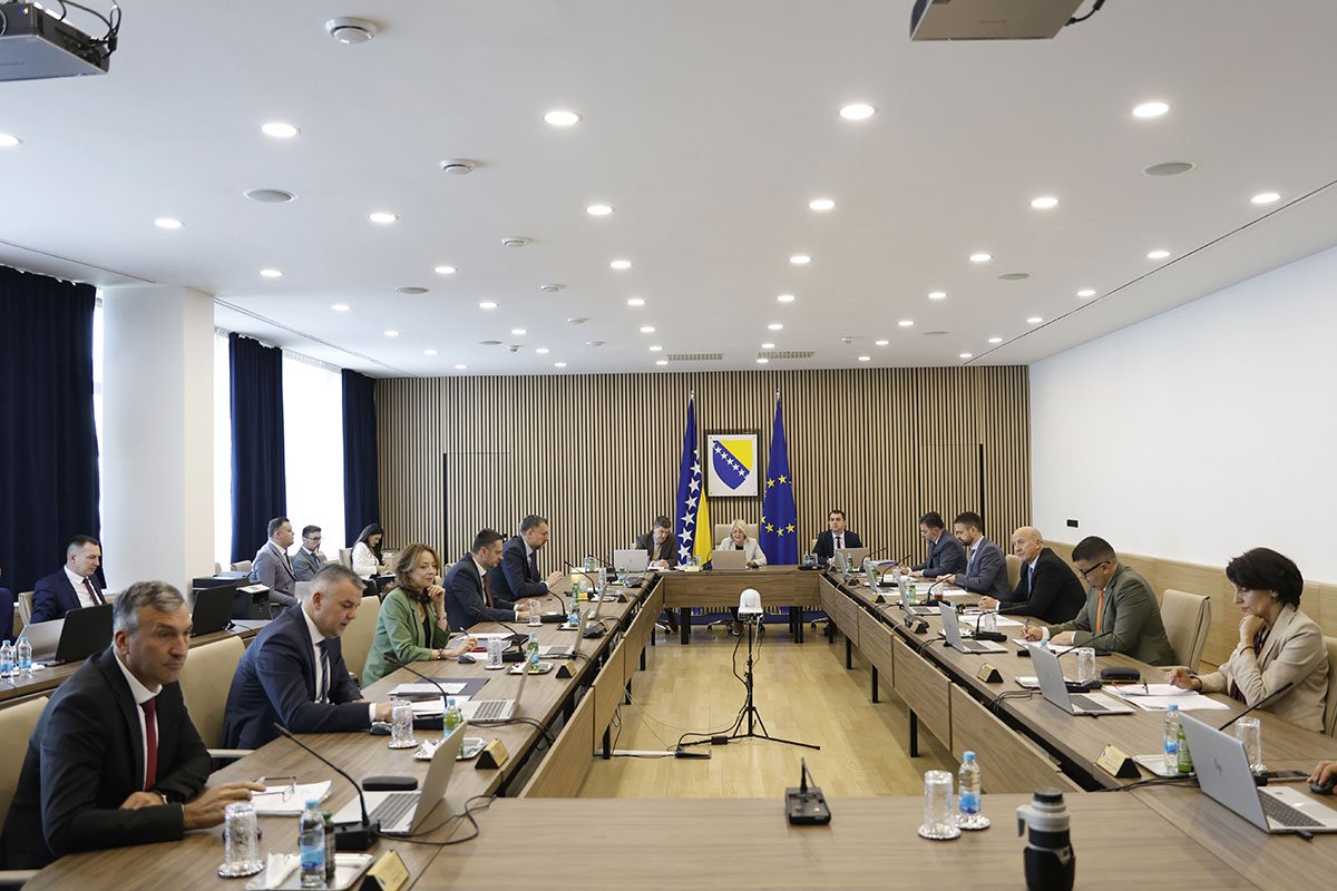 BiH pet mjeseci čeka novog ministra bezbjednosti BiH pet mjeseci čeka novog ministra bezbjednosti