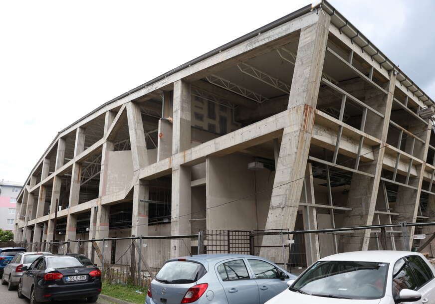 Spomenik najvećoj PRELETAČKOJ AFERI u istoriji Srpske: Sportska dvorana u Doboju kao Skadar na Bojani