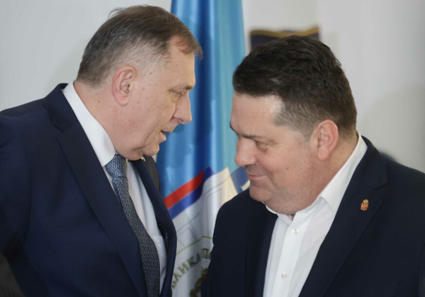 (FOTO) Dodika branio, PA GA UKANALIO: Stevandić tvrdi da lider SNSD nema ništa sa hapšenjem Miličevića, A EVO I ZAŠTO