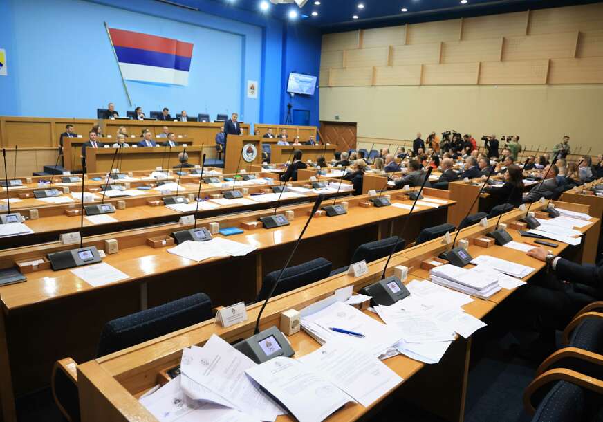 „Odlučiće se u interesu svih“ Garantuje li udruživanje u političke blokove uspjeh na izborima