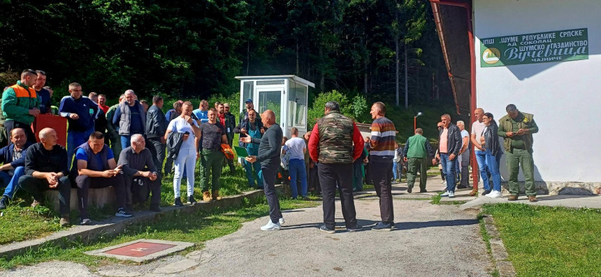 Štrajk u ŠG „Vučevica“: Radnici iznijeli zahtjeve upravi Štrajk u ŠG „Vučevica“: Radnici iznijeli zahtjeve upravi