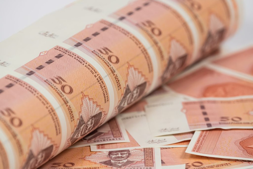 Od poreza u BiH sakupljeno više od 10 milijardi maraka Od poreza u BiH sakupljeno više od 10 milijardi maraka
