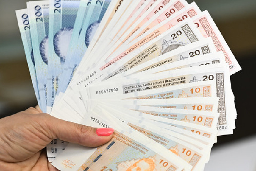 Republika Srpska se zadužila za skoro 20 miliona maraka Republika Srpska se zadužila za skoro 20 miliona maraka