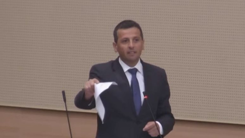 „Nemam šanse, jer mafija nije uložila u mene ni marke“ „Nemam šanse, jer mafija nije uložila u mene ni marke“