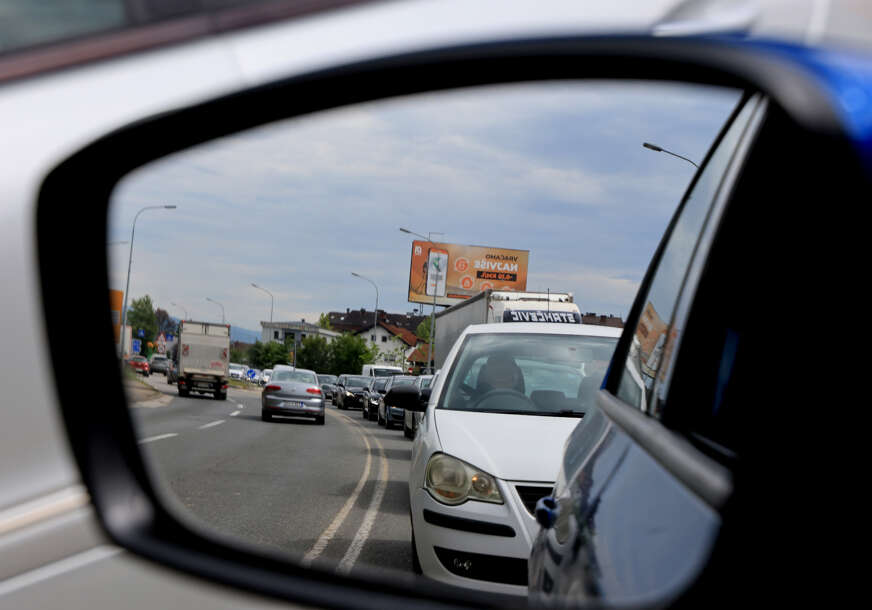 Stiglo upozorenje iz AMS: Ako se odlučite na put, neka to bude u ranim jutarnjim ili večernjim časovima