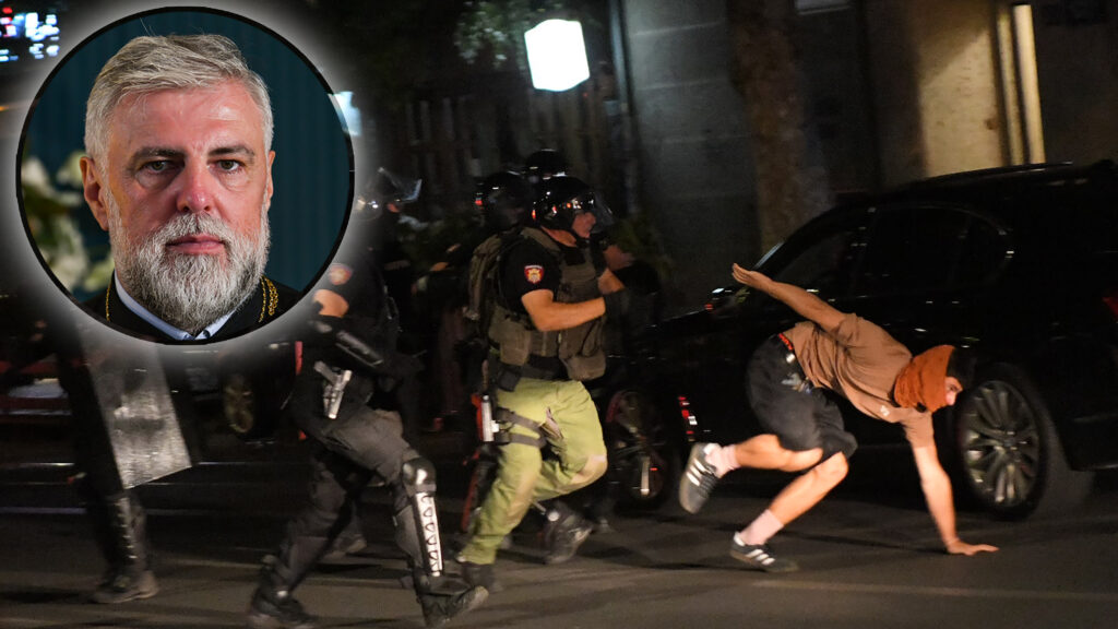 „Ne postoji dovoljno mračna noć da sakrije zlo“: Oglasio se vladika Grigorije o otporu studenata i brutalnosti policije