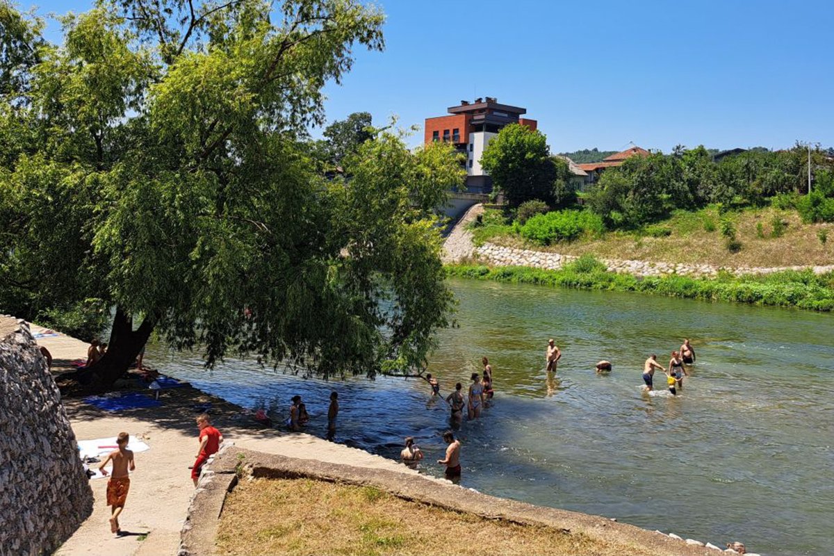 Upozorenje meteorologa: Vrhunac toplotnog talasa, živa se penje do 41 °C Upozorenje meteorologa: Vrhunac toplotnog talasa, živa se penje do 41 °C