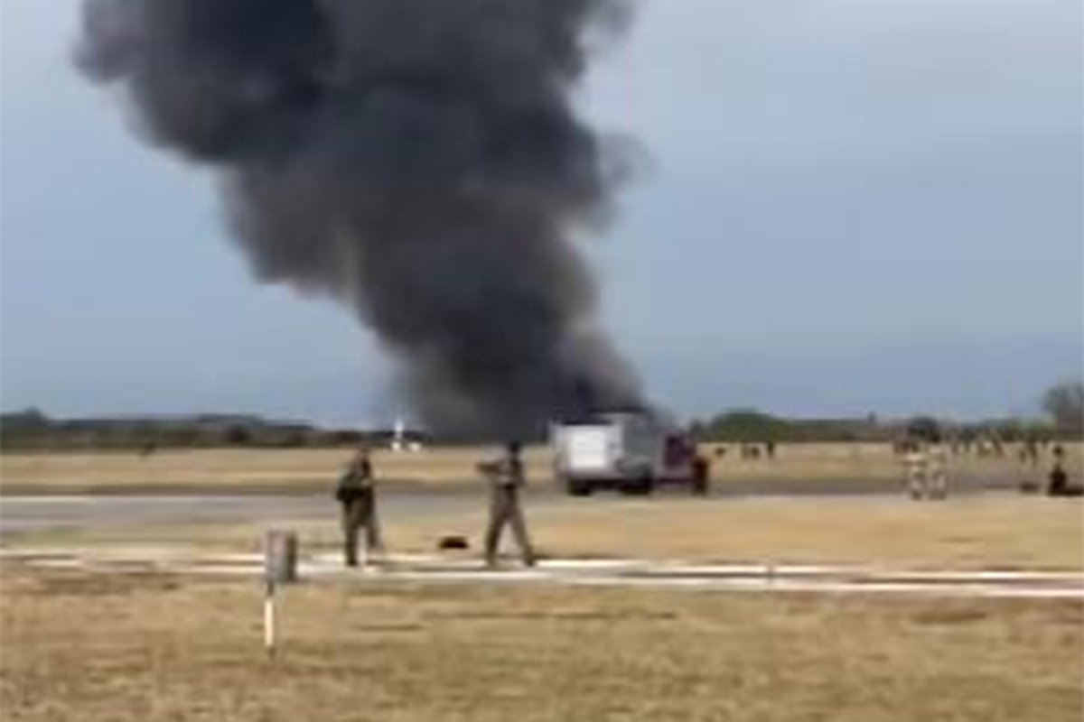 Avion se srušio u deltu Dunava: Poginuo pilot, par sati ranije preživio nesreću (FOTO) Avion se srušio u deltu Dunava: Poginuo pilot, par sati ranije preživio nesreću (FOTO)