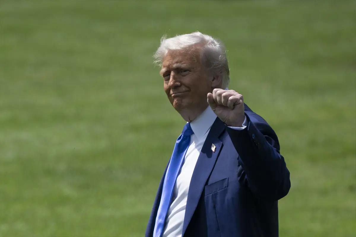 Trump udario na BRICS pa zaprijetio: Svaka država koja se svrstava.. Trump udario na BRICS pa zaprijetio: Svaka država koja se svrstava..