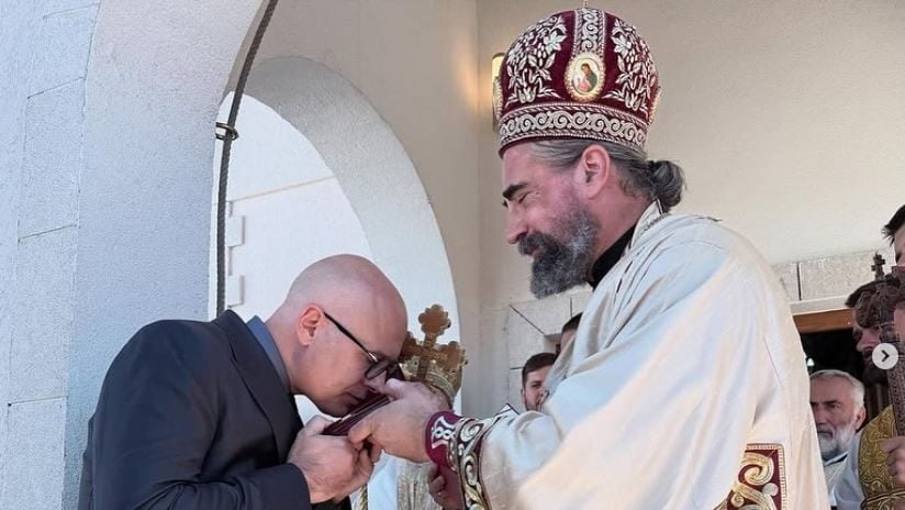 Velika nada mitropolita Amfilohija: Ko je vladika Metodije, koji je Vučiću dodelio orden? Velika nada mitropolita Amfilohija: Ko je vladika Metodije, koji je Vučiću dodelio orden?