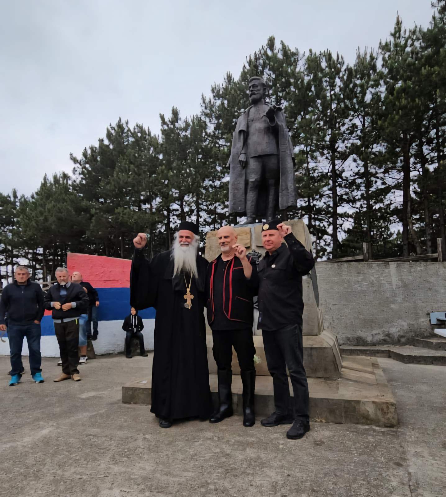Parastos generalu Mihailoviću, njegovim junacima i carskoj porodici Romanovim: SVETO MJESTO-Svetog srpskog Čiče