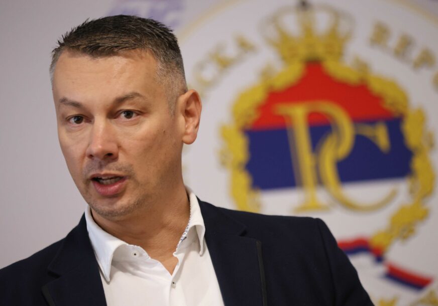 (VIDEO) Nešić opet u akciji: Od kose i motorke do POVLAČENJA KONOPCA, ko je odnio pobjedu