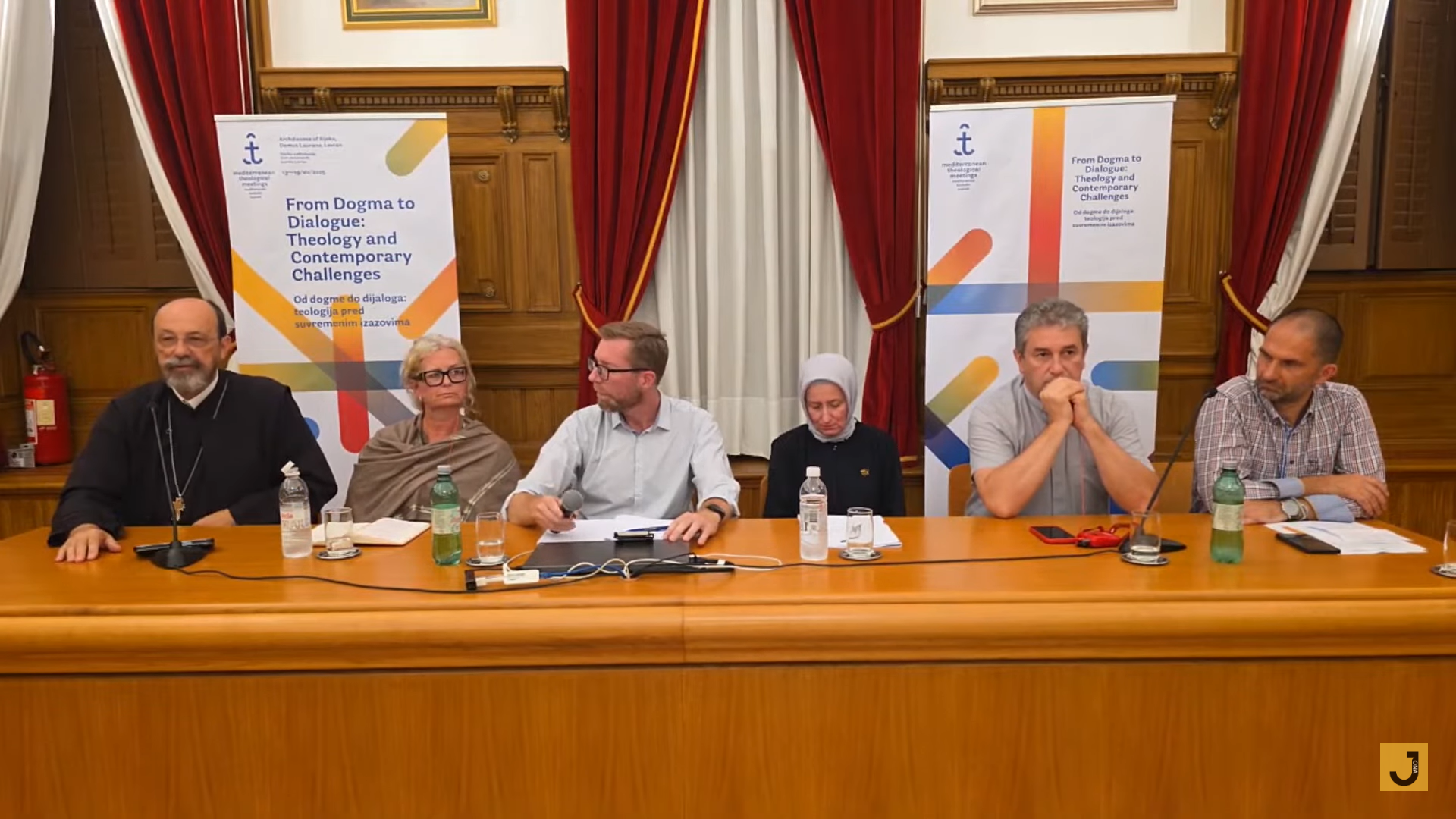 Vladan Perišić o studentskim protestima: Izbor za jednog hrišćanina je lak Vladan Perišić o studentskim protestima: Izbor za jednog hrišćanina je lak