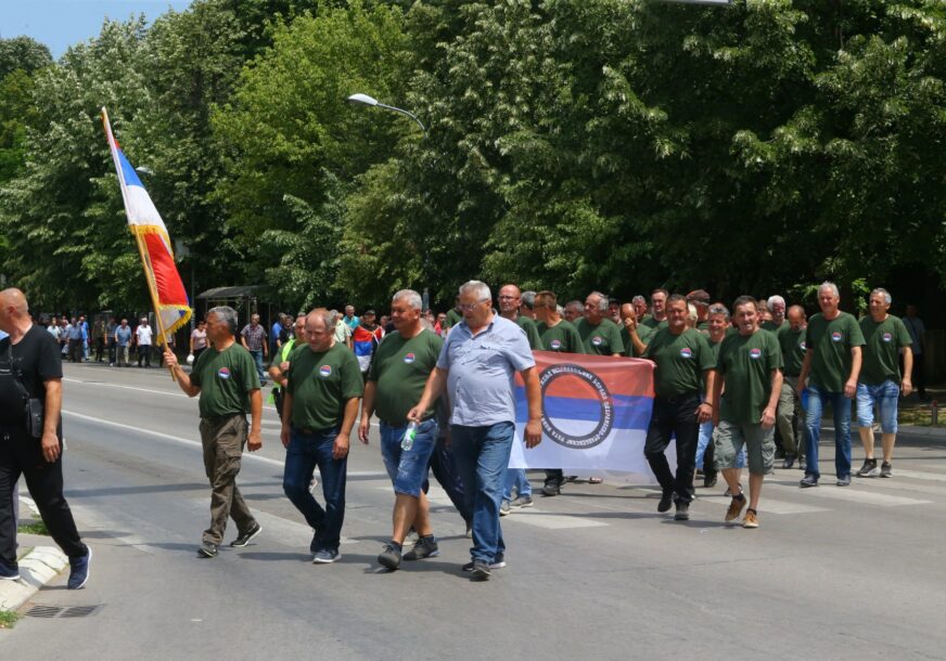 “NI ZA FRTALJ KIFLE” Koliko će iznosti uvećani BORAČKI DODATAK u Srpskoj