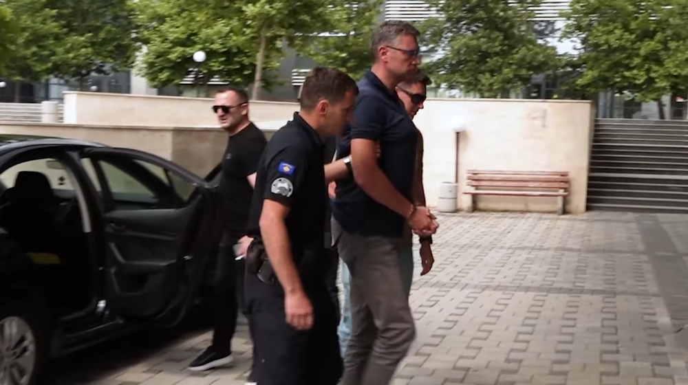 „Srbija više nije država, Kurti se osilio“: Gdje su Vučićevi vukovi kad Priština hapsi funkcionera Vlade Srbije? „Srbija više nije država, Kurti se osilio“: Gdje su Vučićevi vukovi kad Priština hapsi funkcionera Vlade Srbije?