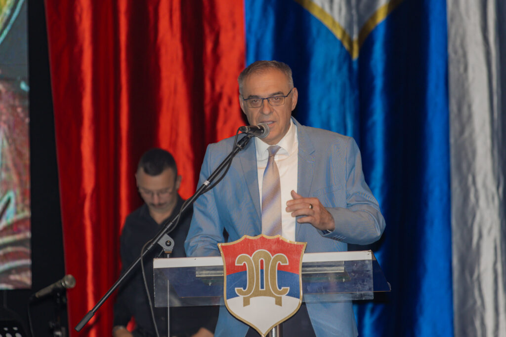 Kasno se sjetio: Uloga predsjednika SDS je da okuplja ljude Kasno se sjetio: Uloga predsjednika SDS je da okuplja ljude