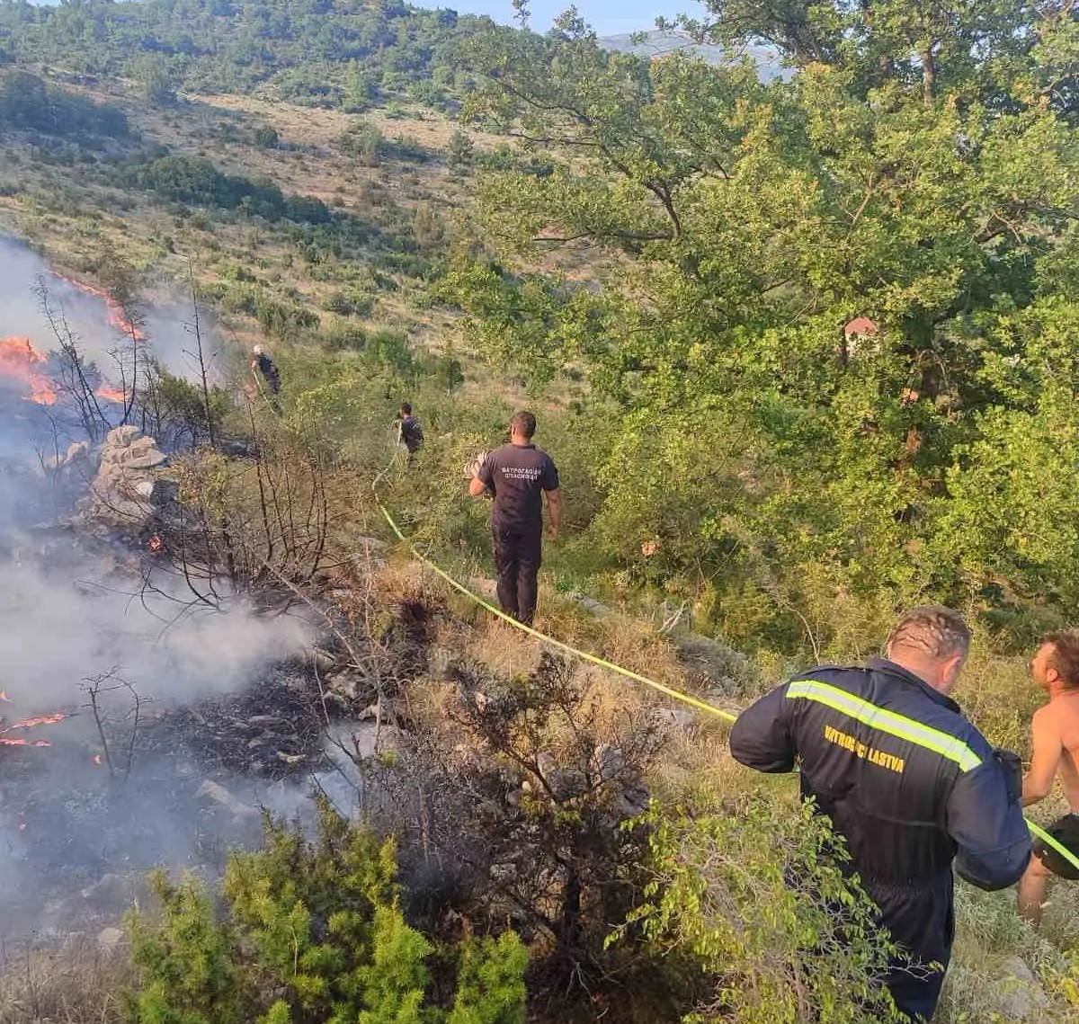 Trebinjski vatrogasci: Ne pitamo za platu kad nosimo crijevo Trebinjski vatrogasci: Ne pitamo za platu kad nosimo crijevo
