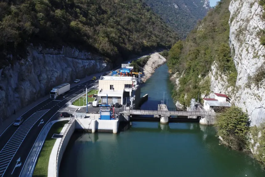 Pozadina jedne od najvećih finansijskih afera u BiH: 113 miliona KM javnog novca, kamata od 18.000 KM dnevno, a niko ne zna ko je sve to dozvolio