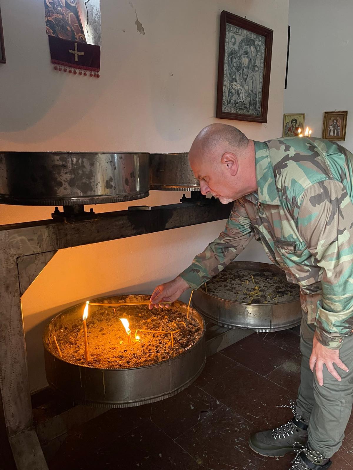 RAVNA GORA PAMTI POTPUKOVNIKA MISITU I HRABRE JADRANE: EVROPI OBRAZ OSVETLALI -PRVI PROTJERALI FAŠISTE RAVNA GORA PAMTI POTPUKOVNIKA MISITU I HRABRE JADRANE: EVROPI OBRAZ OSVETLALI -PRVI PROTJERALI FAŠISTE