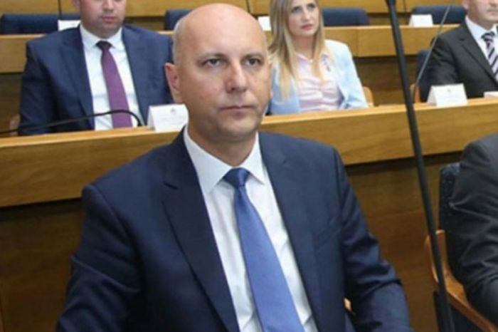 Rastura li Skoko klub SNSD u Gacku!? Rastura li Skoko klub SNSD u Gacku!?