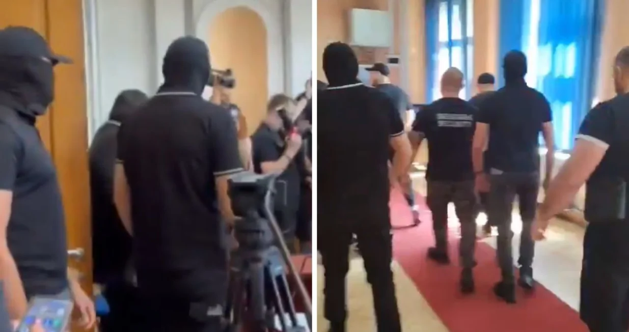 Drama na sjednici skupštine Zaječar: Nabildani muškarci sa fantomkama upali u salu