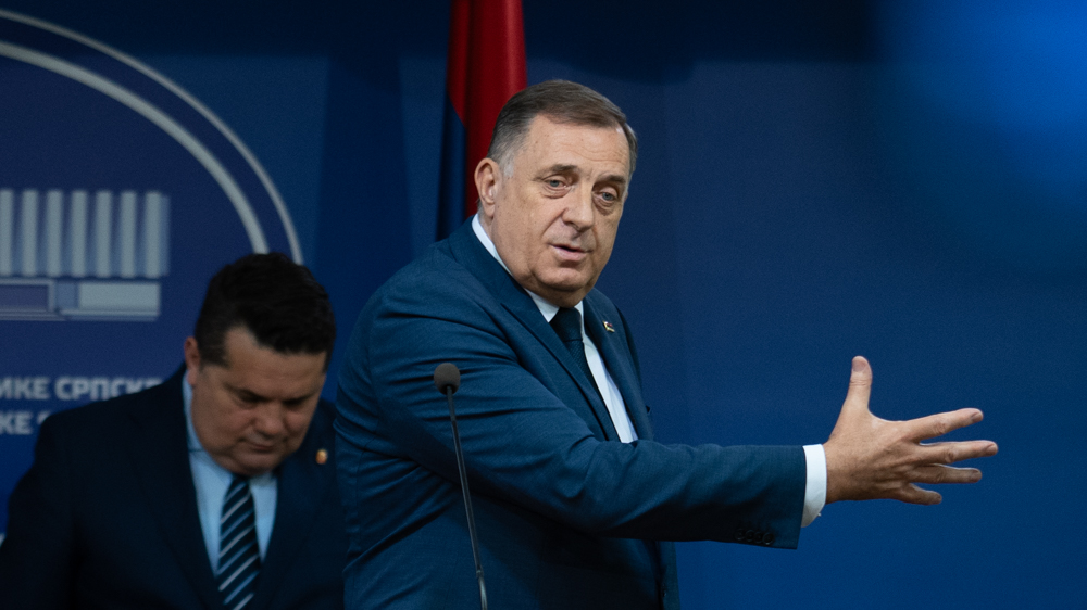 Republika Srpska u nikada težoj situaciji: Kriza i vlasti i opozicije Republika Srpska u nikada težoj situaciji: Kriza i vlasti i opozicije