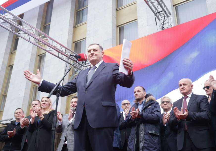 Ništa od mitinga: SNSD odustao od planiranog SKUPA PODRŠKE Miloradu Dodiku u Banjaluci
