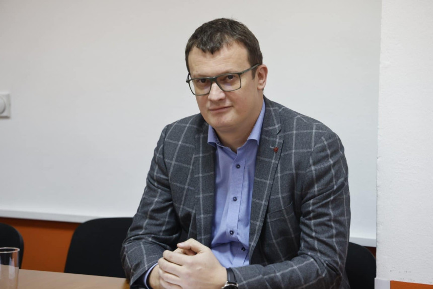 Oni koji su nas doveli u ovo stanje moraju snositi odgovornost! Oni koji su nas doveli u ovo stanje moraju snositi odgovornost!