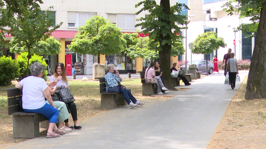Za šest mjeseci dva puta veći broj umrlih od rođenih Za šest mjeseci dva puta veći broj umrlih od rođenih