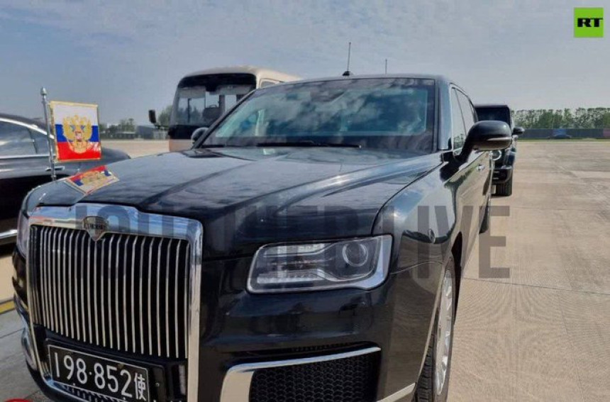 Ovo je automobil Vladimira Putina sa kineskim tablicama Ovo je automobil Vladimira Putina sa kineskim tablicama