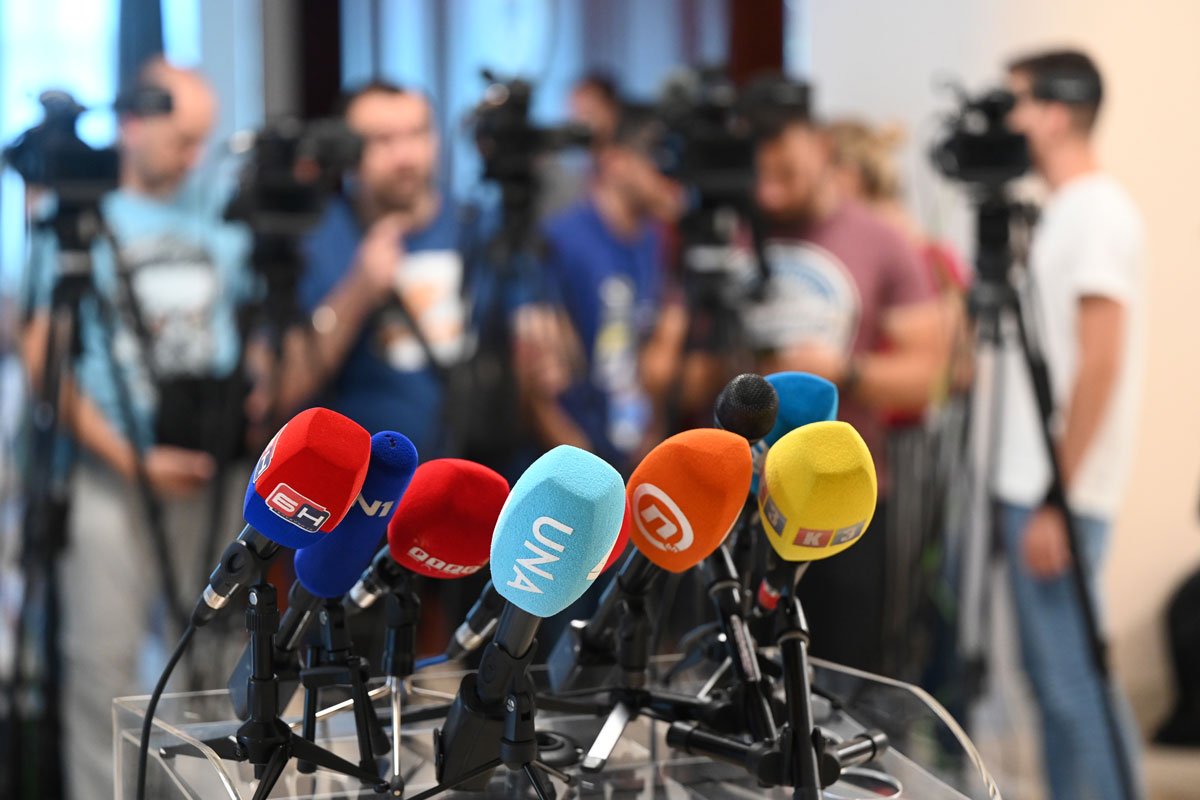 Šta Srpska dobija odjeljenjem za borbu protiv dezinformacija i laži Šta Srpska dobija odjeljenjem za borbu protiv dezinformacija i laži
