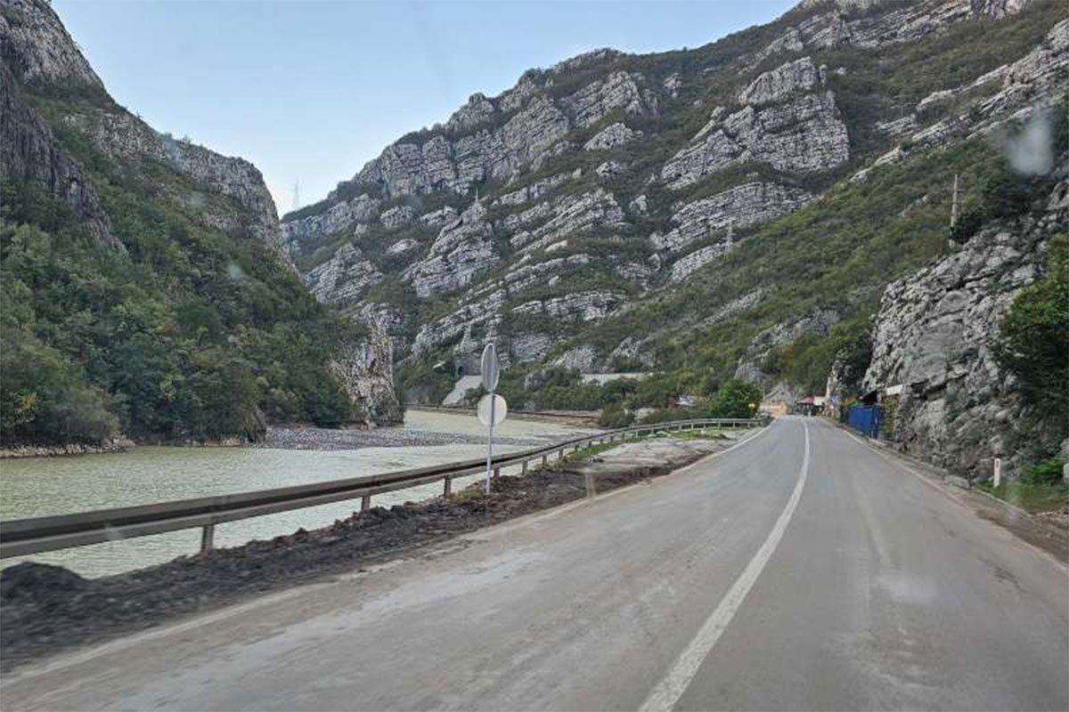 „Ceste FBiH“ pripremaju veliki investicijski program vrijedan 180 miliona evra „Ceste FBiH“ pripremaju veliki investicijski program vrijedan 180 miliona evra