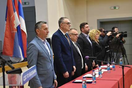 NI NA VIDIKU Izbori sve bliže, u SDS NEMAJU POJMA kome dati kandidaturu za predsjednika Srpske