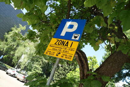 Pazite gdje parkirate! Jedan prekršaj vas može koštati 200 KM, a evo kolika je kazna ako „zaboravite“ platiti parking