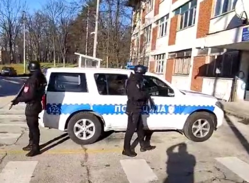 „Sky“ predmet: 11 osoba optuženo zbog trgovine drogom „Sky“ predmet: 11 osoba optuženo zbog trgovine drogom